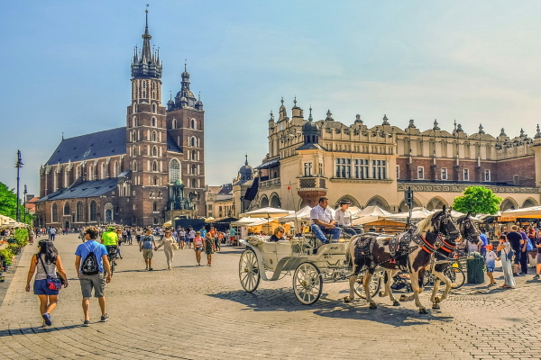 Krakow center with carriages